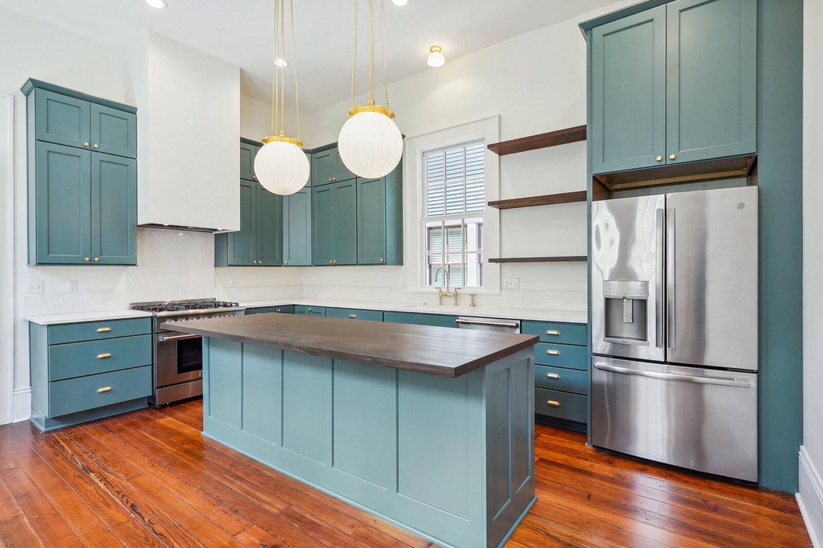 Sweeney Restoration work on 00001-Clouet St 8